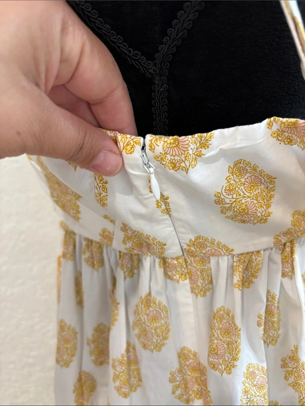J. Crew Cream Dress with Yellow Floral Knee Length Size 4